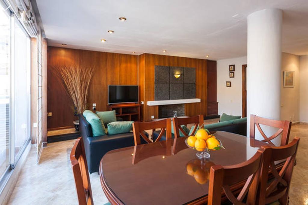 Apartamento Tiziano Mercado Central Lägenhet Valencia Exteriör bild
