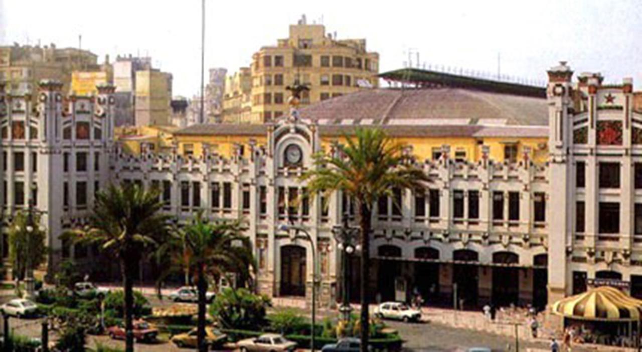 Apartamento Tiziano Mercado Central Lägenhet Valencia Exteriör bild